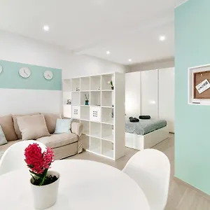 Appartement Hostini Como- Downtown