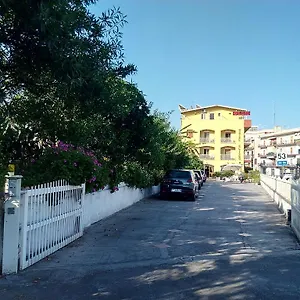 Отель Eliseo **