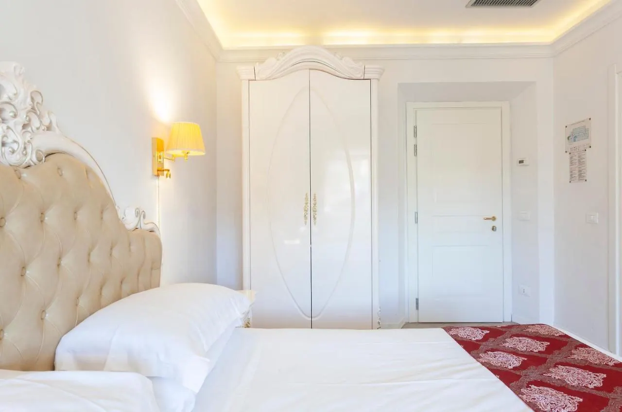 Villa Royal Florencja 4*,
